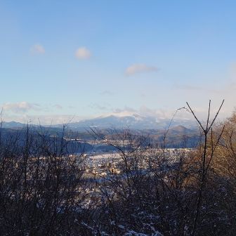 蔵王方面
今日は山頂まで晴れるかな？