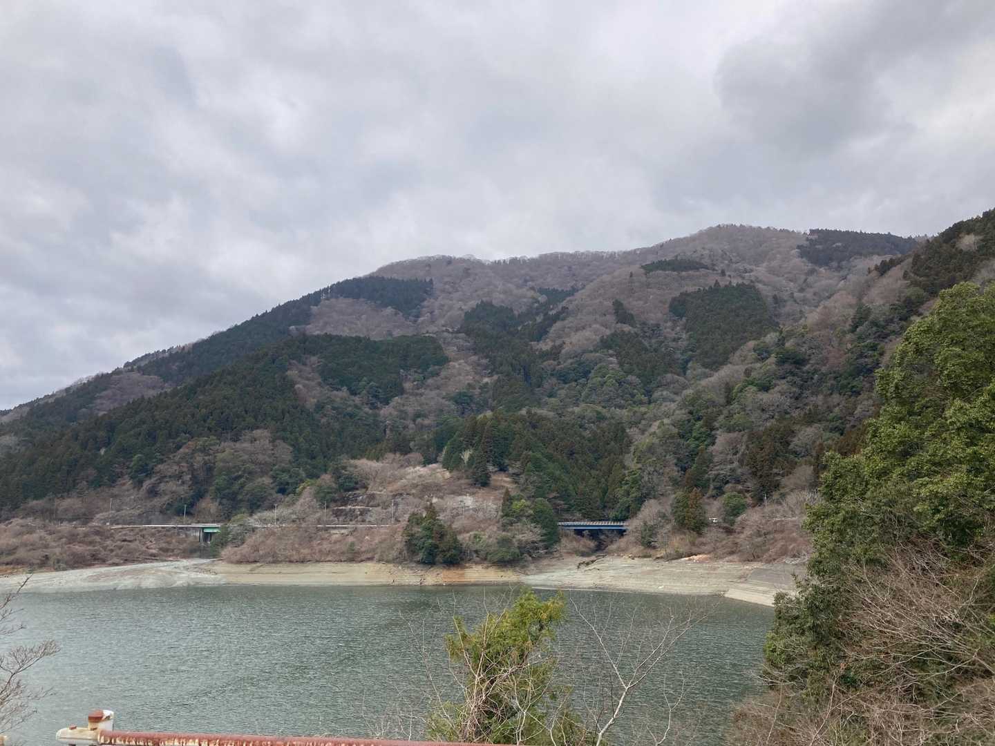 本日、登ったミツバ岳山容。駐車場はこの先に。お疲れ様でした♪今回はこれにてThe End