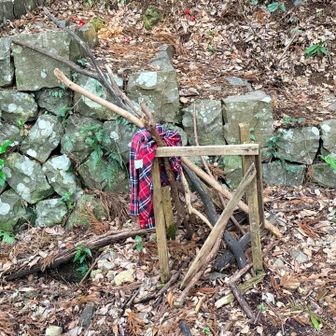 杖も置いてるので好きなものを選んでね🤭
あと、シャツ👕もあるから寒い人は使ってね😆