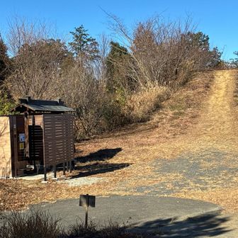 トイレも有り〼