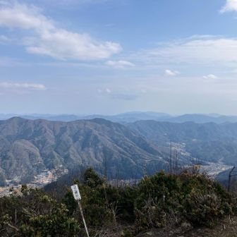 ほんと、山登りしてなくて、体力落ちていたから、、
今日、こうやって頂上まで歩けて、すごく嬉しい☺️