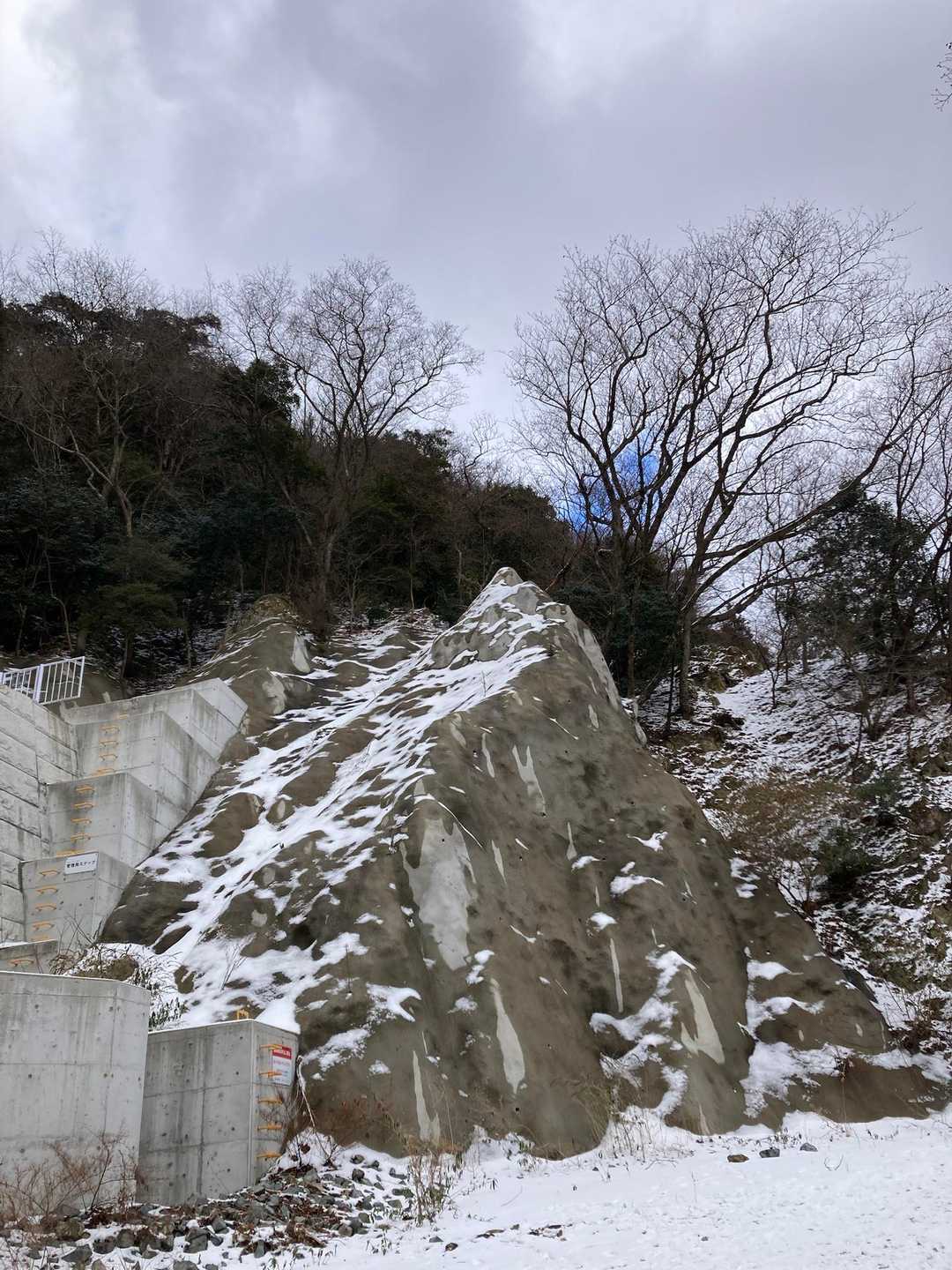 落葉山-灰形山-湯槽谷山 周回コースの写真