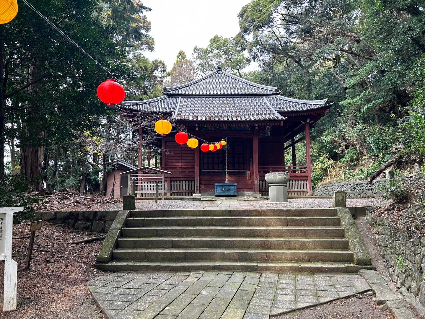 清水寺にお詣り。創建は1559年、徳川家康がしばしば参拝したそうです。