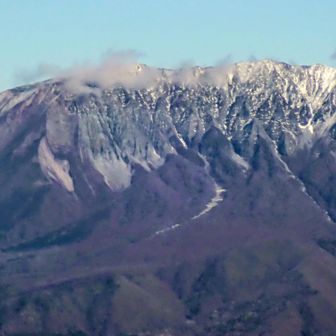 大山南壁をじっくり眺める

冬はもうすぐ
あぁ！楽しみで仕方がない🤗