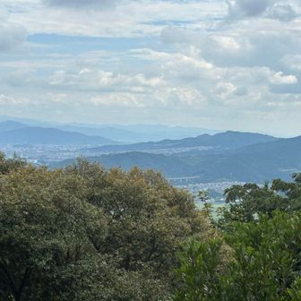 片縄山山頂(2回目)から天拝山方面