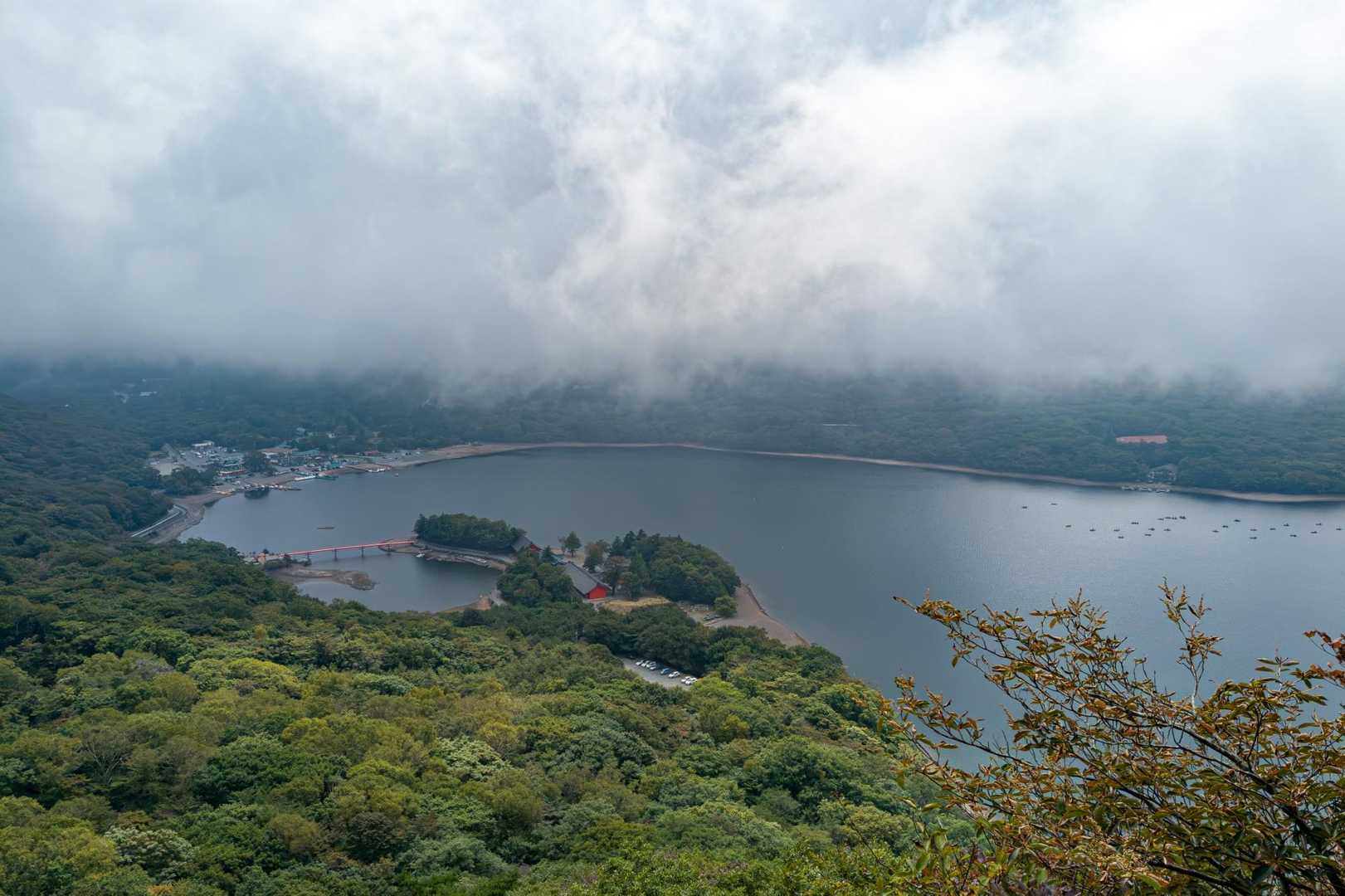 あかぎ広場前バス停-黒檜山登山口-黒檜山-駒ヶ岳-赤城駒ヶ 周回コースの写真