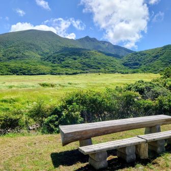 坊ガツルキャンプ場と大船山