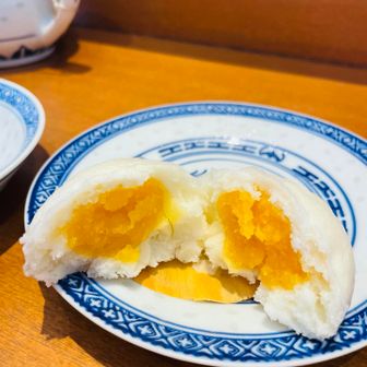 卵のあんまん
ほんのり甘い😋