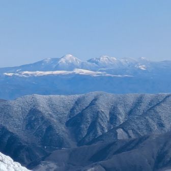 北八ヶ岳も🙌
下方は霧ヶ峰✨️
