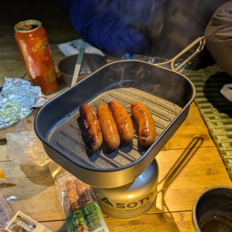 chakoさんがウインナーを炒めてくれました😋
ジューシーでうまし🤤