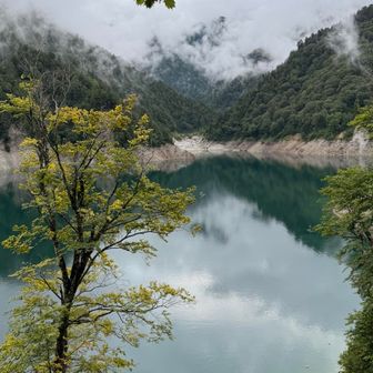 対岸に着いたら雨止んだ