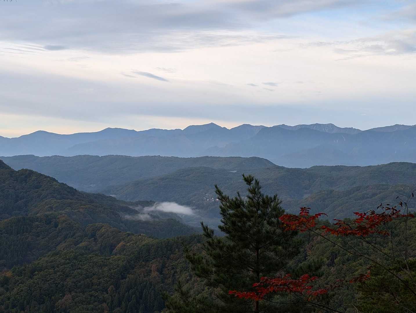 大姥山遊歩道入口-大姥神社-大穴-大姥山 往復コースの写真