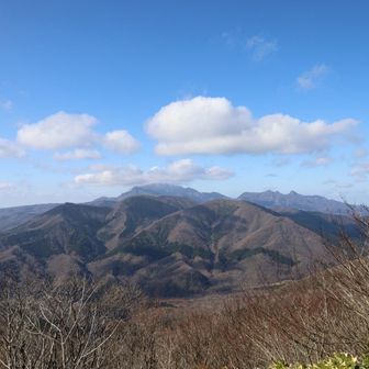 雲の影がまたいい感じ