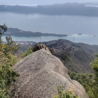 稜線花崗岩の岩場