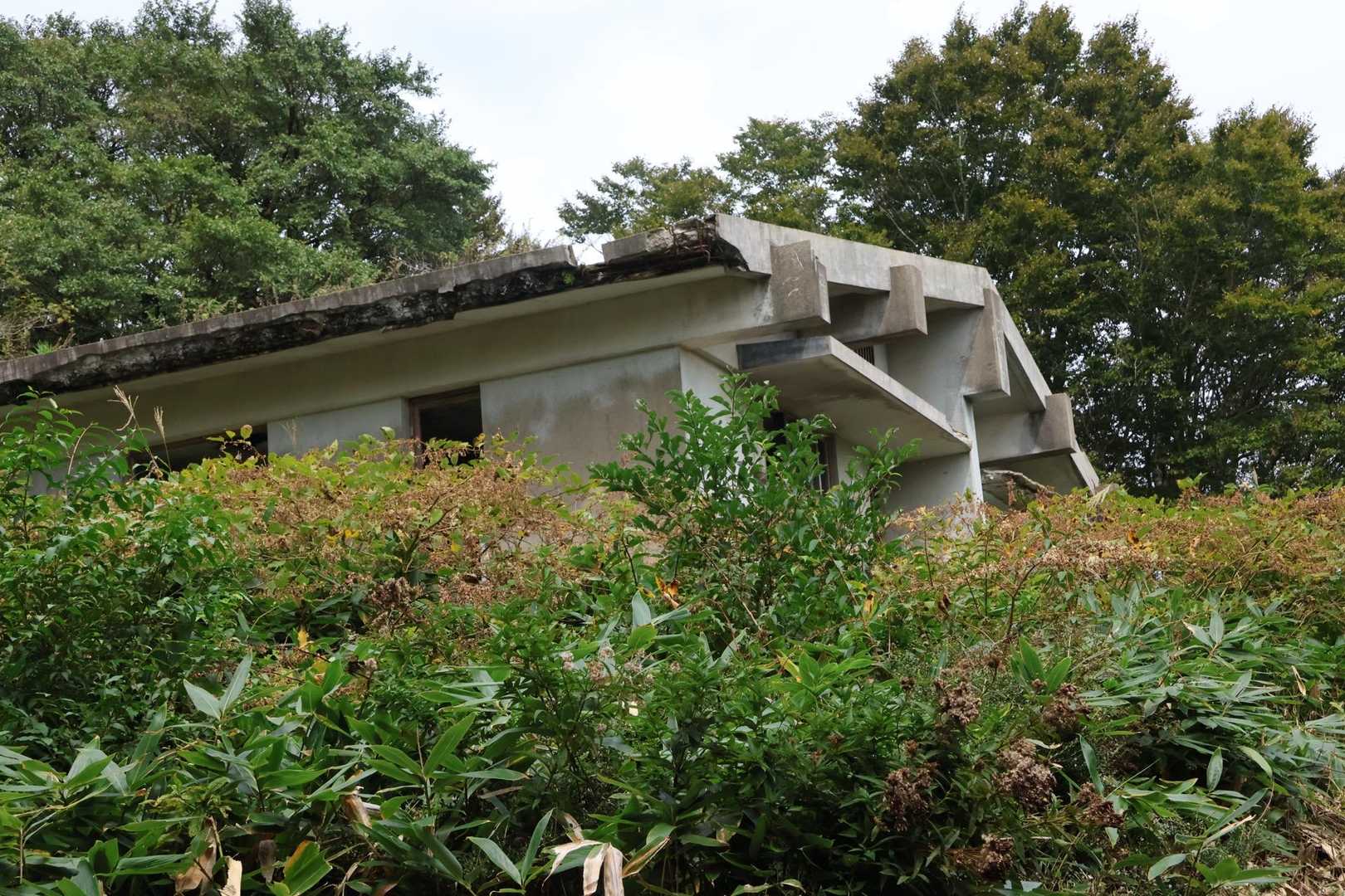 この辺りは竜王キャンプ場？
今は使われていない建物🏠ですね