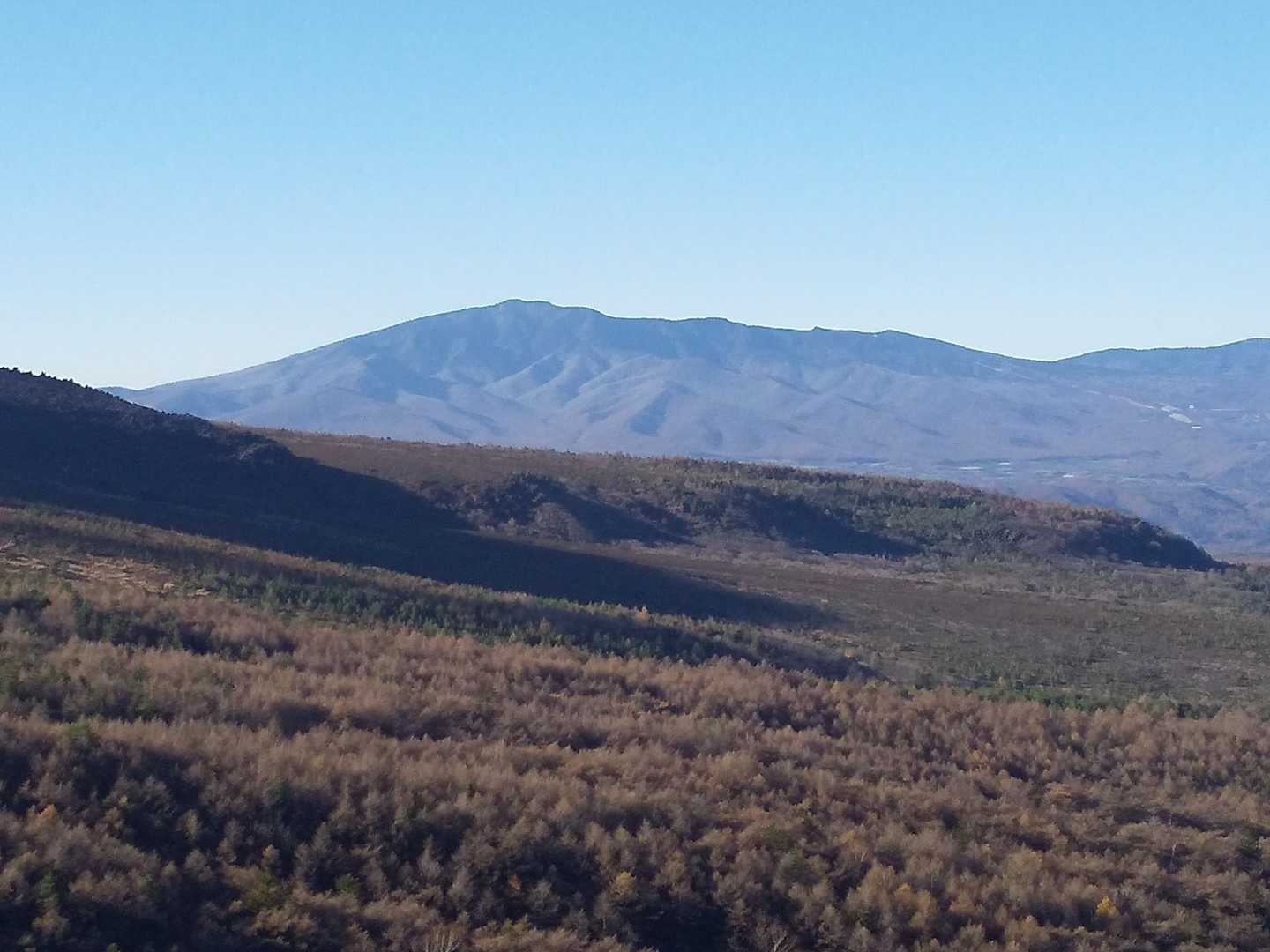 四阿山