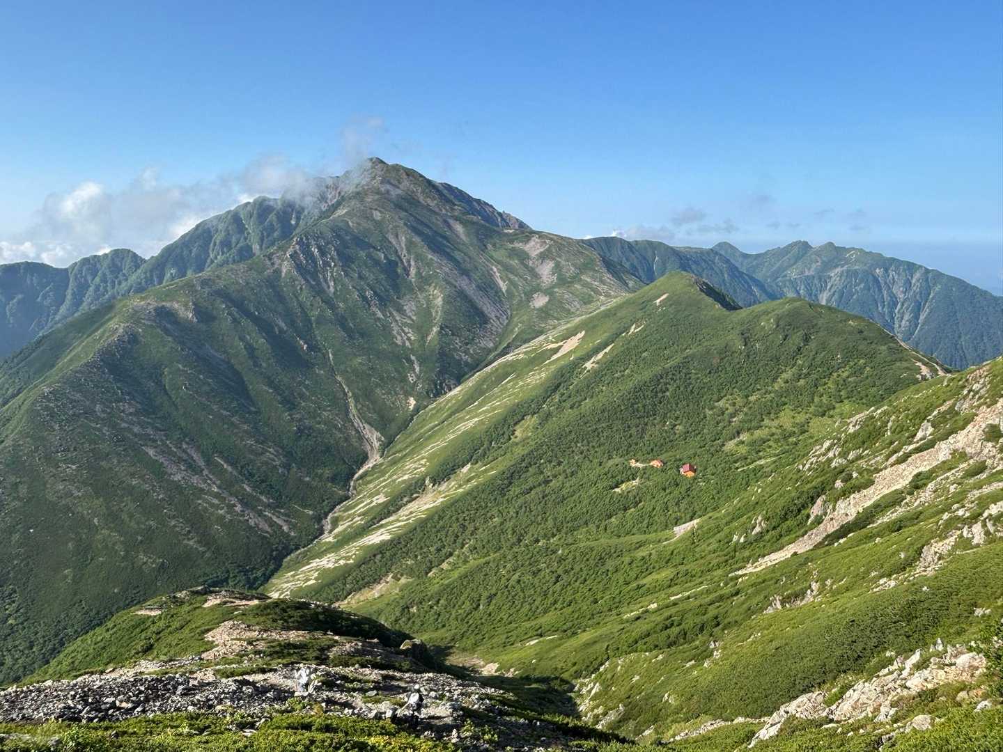 赤石岳・聖岳登山口-笊ヶ岳登山口-駒鳥池-千枚岳-丸山-悪 周回コースの写真