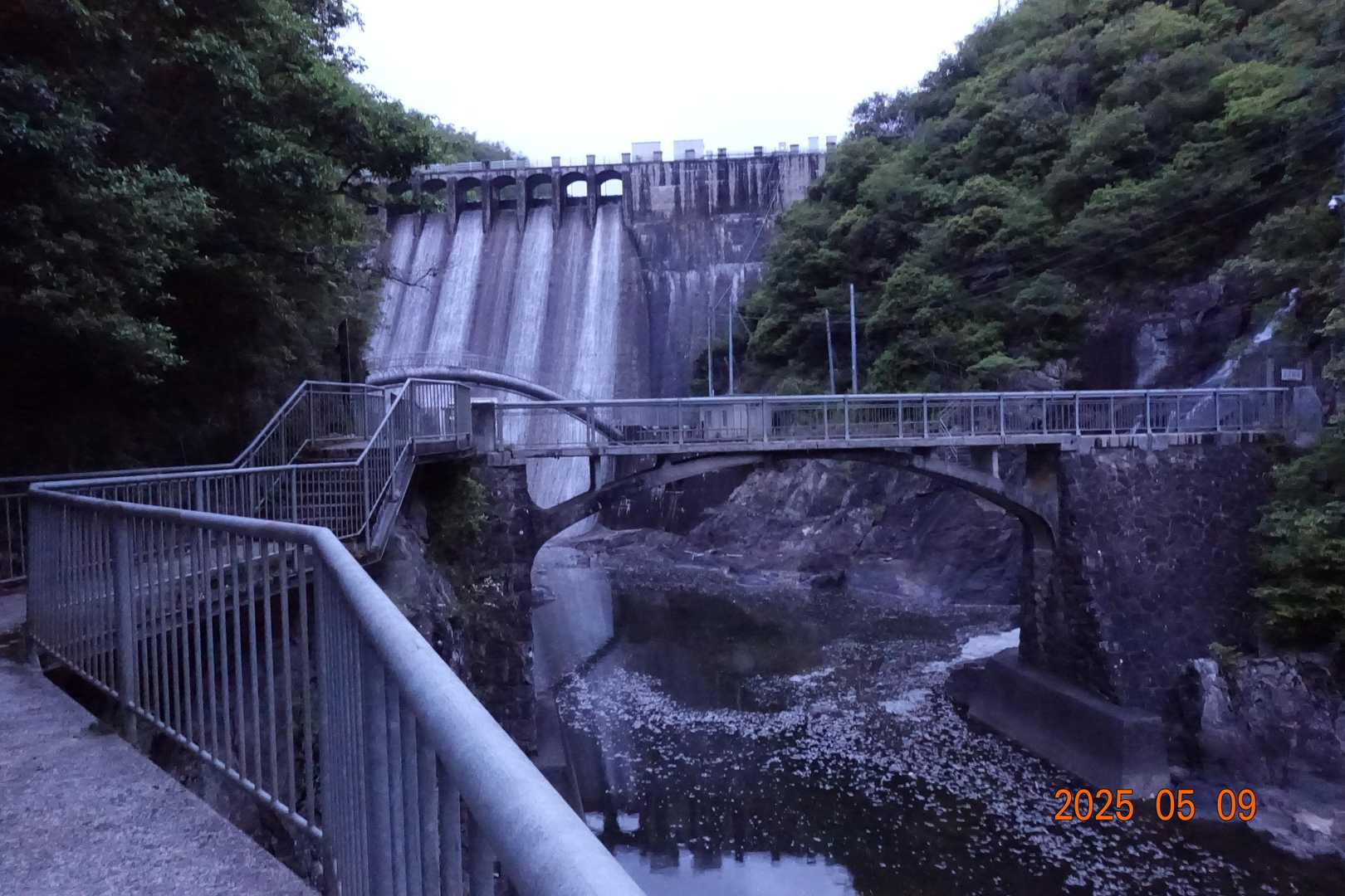 千刈ダム
