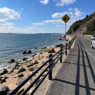 車道をテクテク駐車場🅿️まで戻ります。