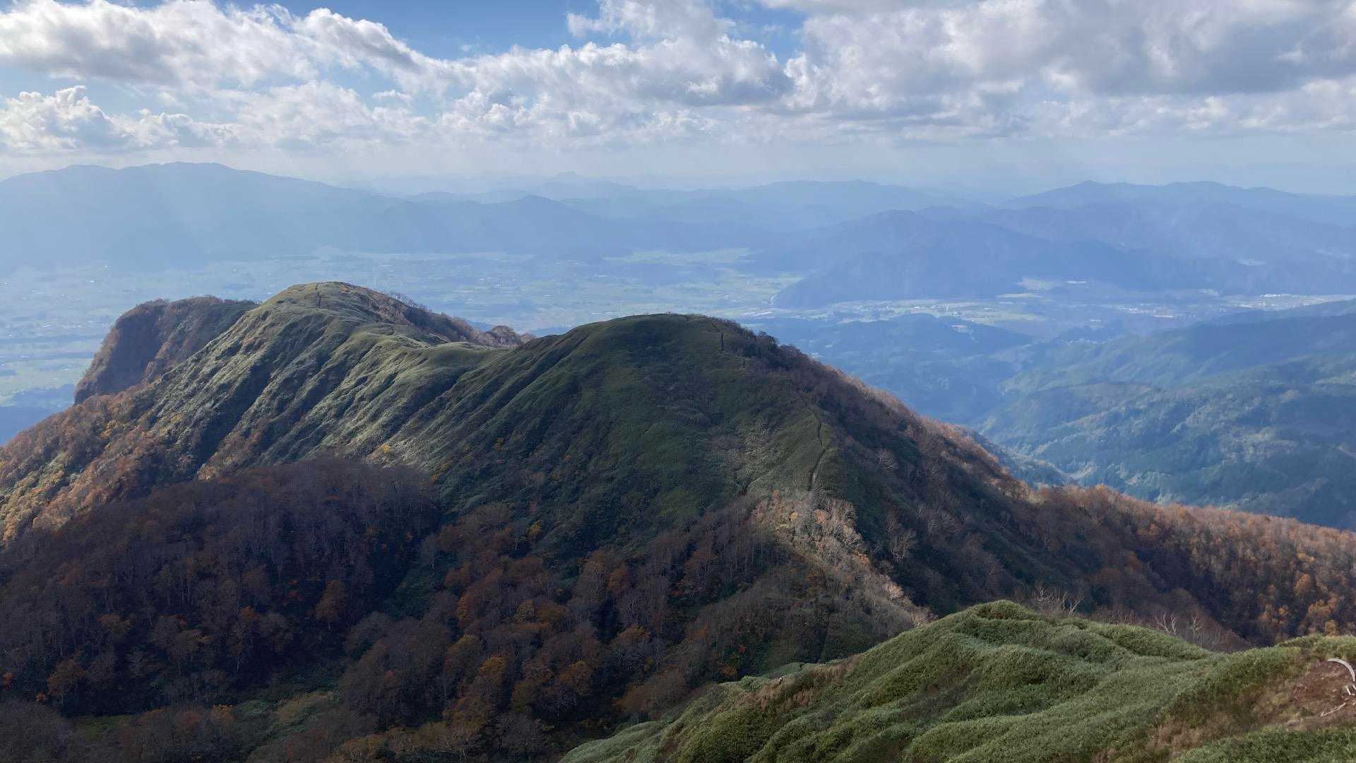三角山-広域林道登山口-保月山-釈氏ヶ岳-中岳-経ヶ岳-北 周回コースの写真