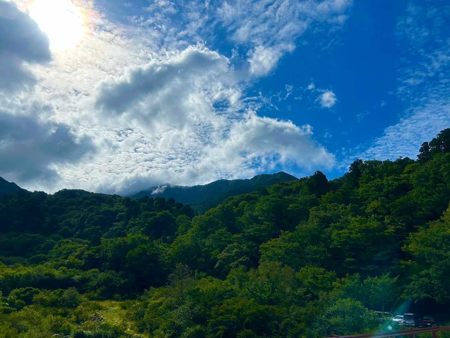 雲に隠れてる大山
