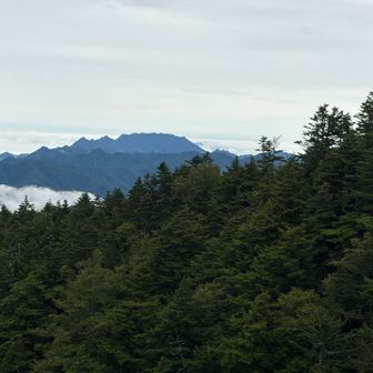 両神山