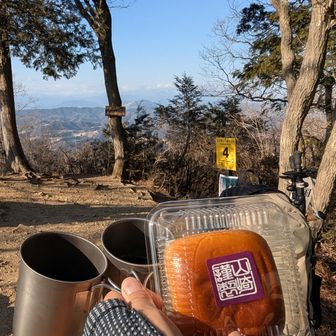 最近のヒットパン😋
山崎のホイップたっぷりあんぱん☕
登山でしか食べられない背徳感