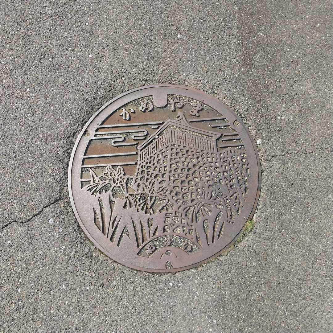 ご当地マンホール
