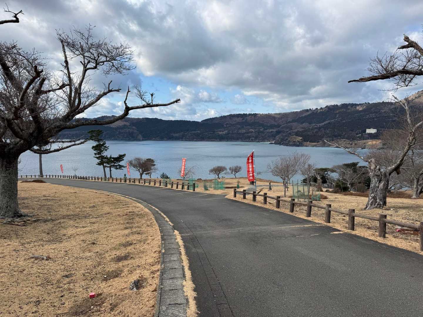 乗船時間を勘違いして早足で下ってるところ