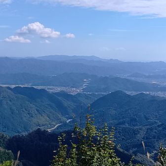 山頂からの風景①
前より晴れててきれいだった