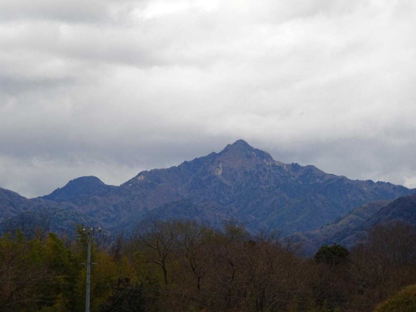 行く途中の鎌ヶ岳
