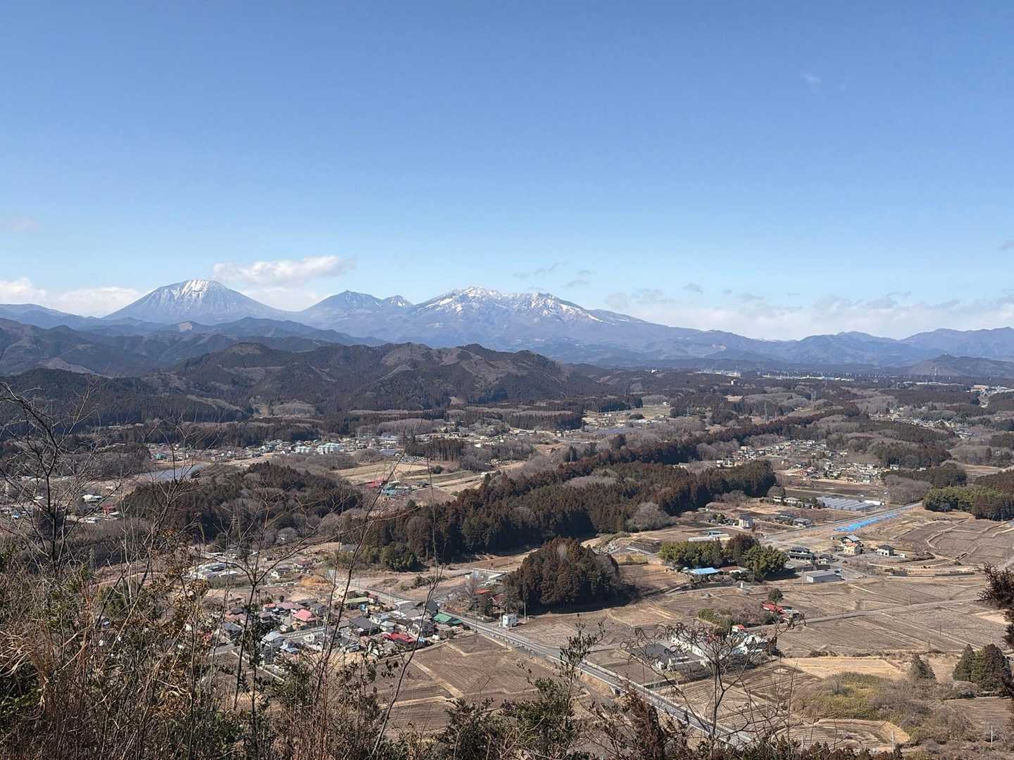 山頂広場より。❤️