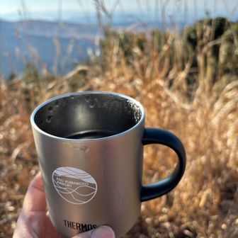 コーヒーもいただき
防寒具いらずの無風ポカポカ状態にうとうと眠ってしまいそう