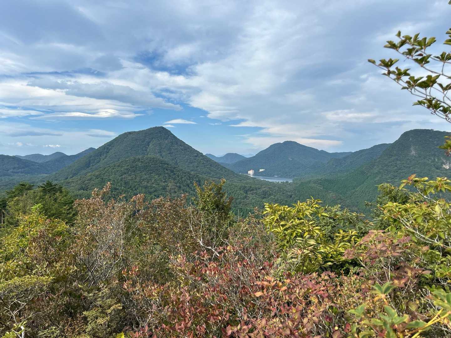 臥牛山頂上から
