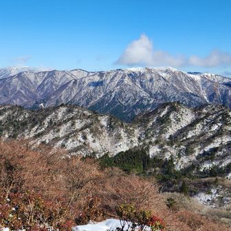御池岳まで見通せる