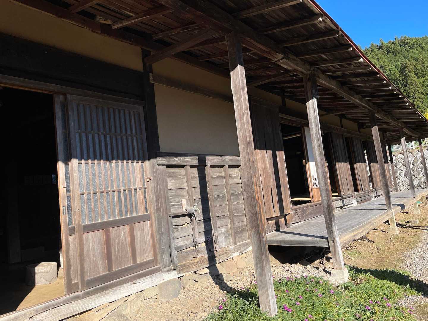 この後…
市営のみとみ笛吹の湯へ♨️
お土産は番屋茶屋で白桃のシロップ漬け🍑