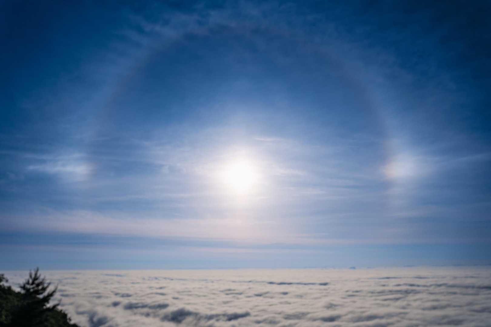 ハロ

完璧な天気を小生引き当てました
神様から合格をもらったのだと思いました（なんの）
