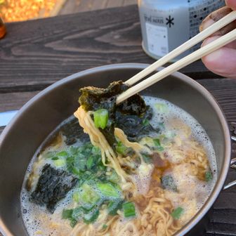 遅めの昼飯、海苔入れてみた