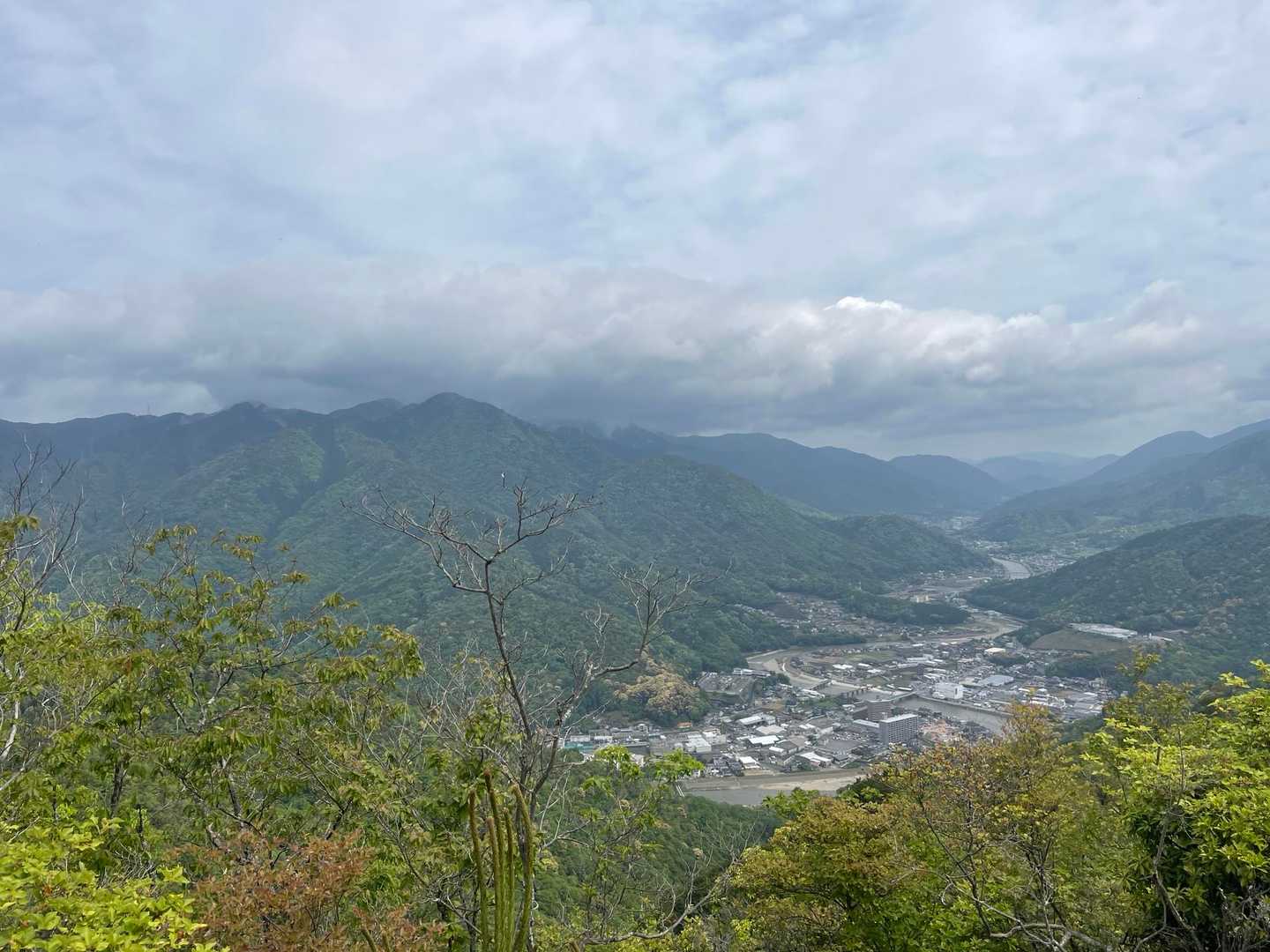 白木山は雲がかかってるね☁️