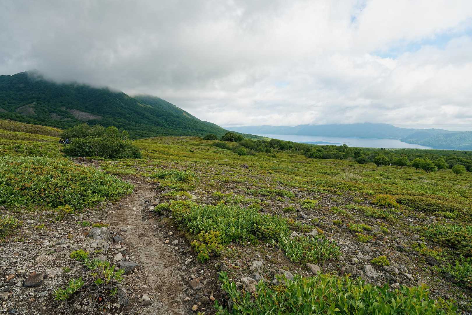 風不死岳や紋別岳の山頂は雲の中…😶‍🌫️