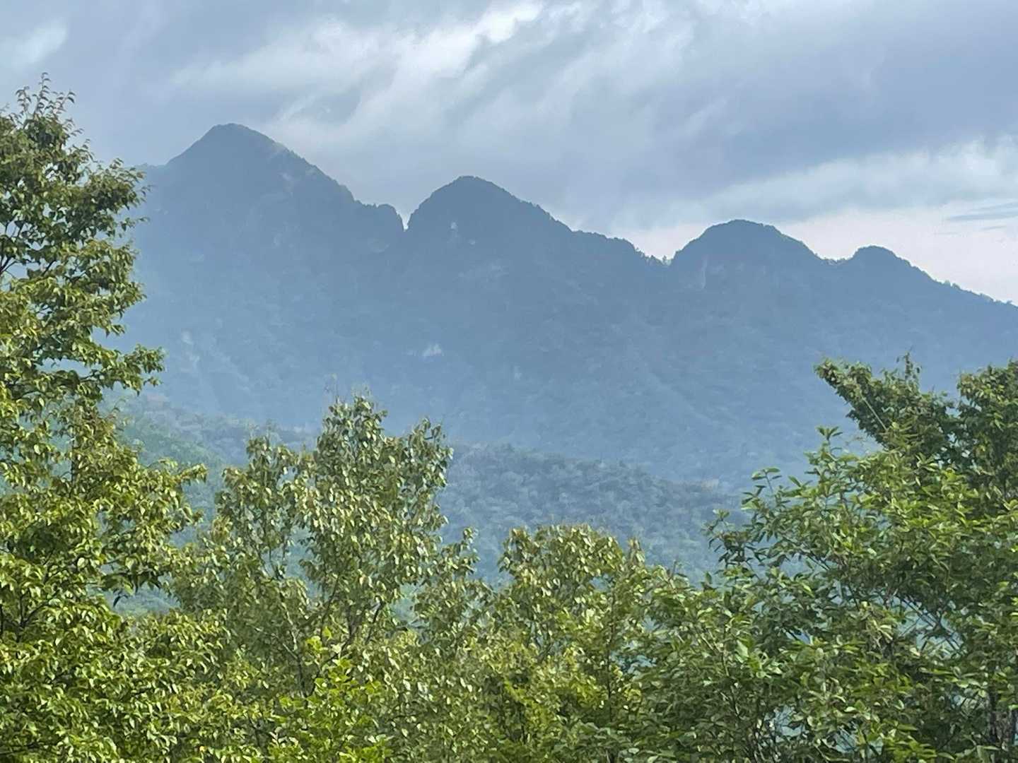 大普賢、小普賢、日本岳（孫普賢）そして曾孫普賢