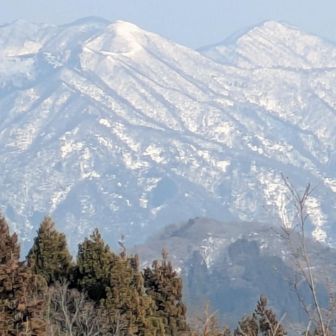 丈競山かな？