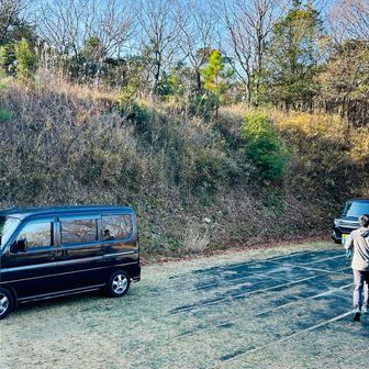 一台車が増えてる🚙

備前  海の駅へ行ってみると
お正月の準備で賑わってました😊

今年の登り納めになりましたᨒ ོ ☼
      (ᴗ̤ .̮ ᴗ̤  )₎₎ෆ
