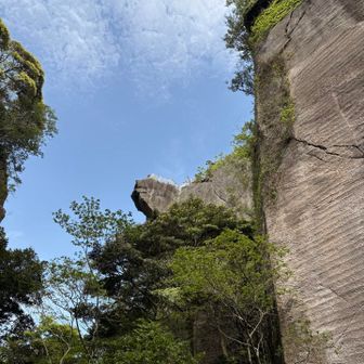 地獄のぞきにはゴールデンウィークという事もあり長蛇の列が…