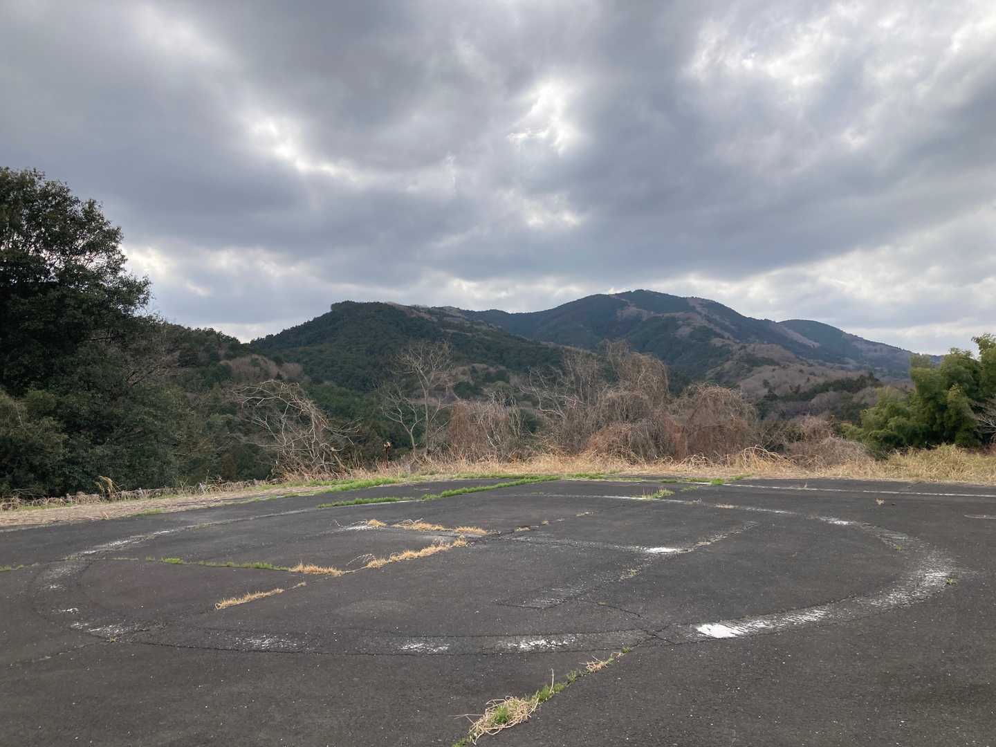 石倉山はヘリポート🚁