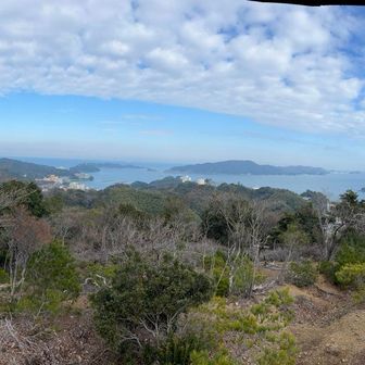 樋ノ山から少し下がったここからの方が景色がよく見える
パノラマで撮影