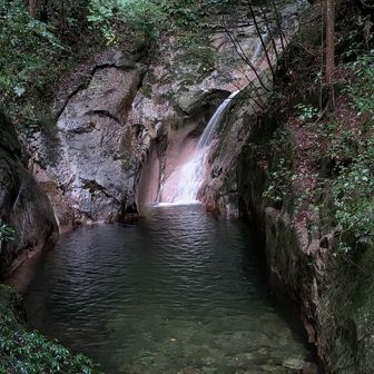 五竜の滝(登竜の滝)