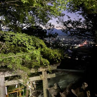 夜が明けてきた