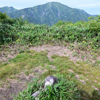 地蔵岳からの飯豊山もよく見えました