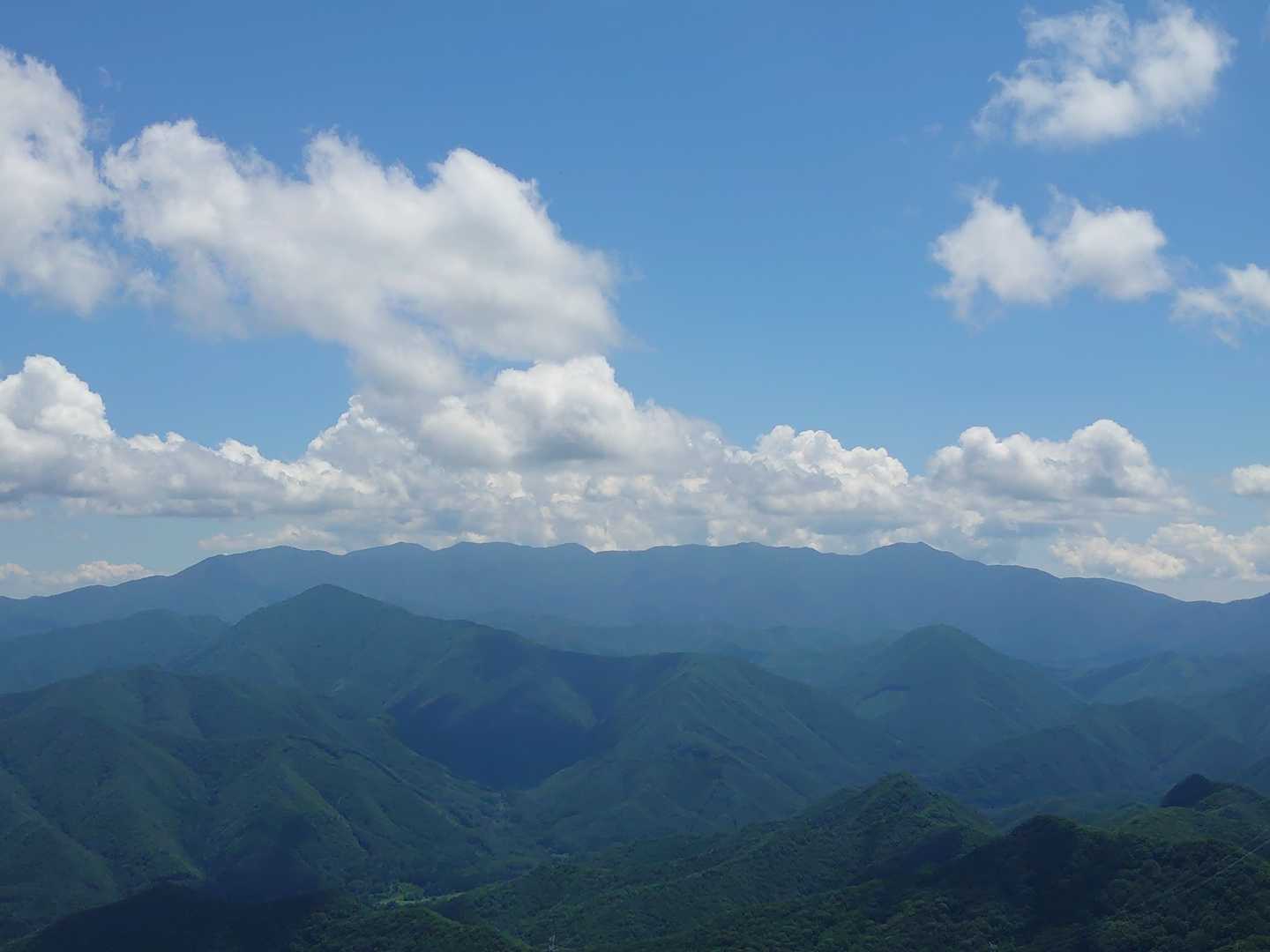 栃百の男鹿岳、大佐飛山、日留賀岳